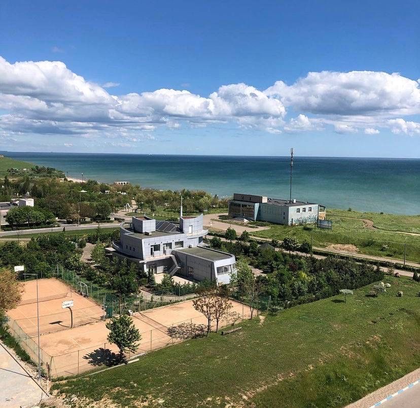 Посуточно новострой . Своя ЖК Морской . Подобово в Южном