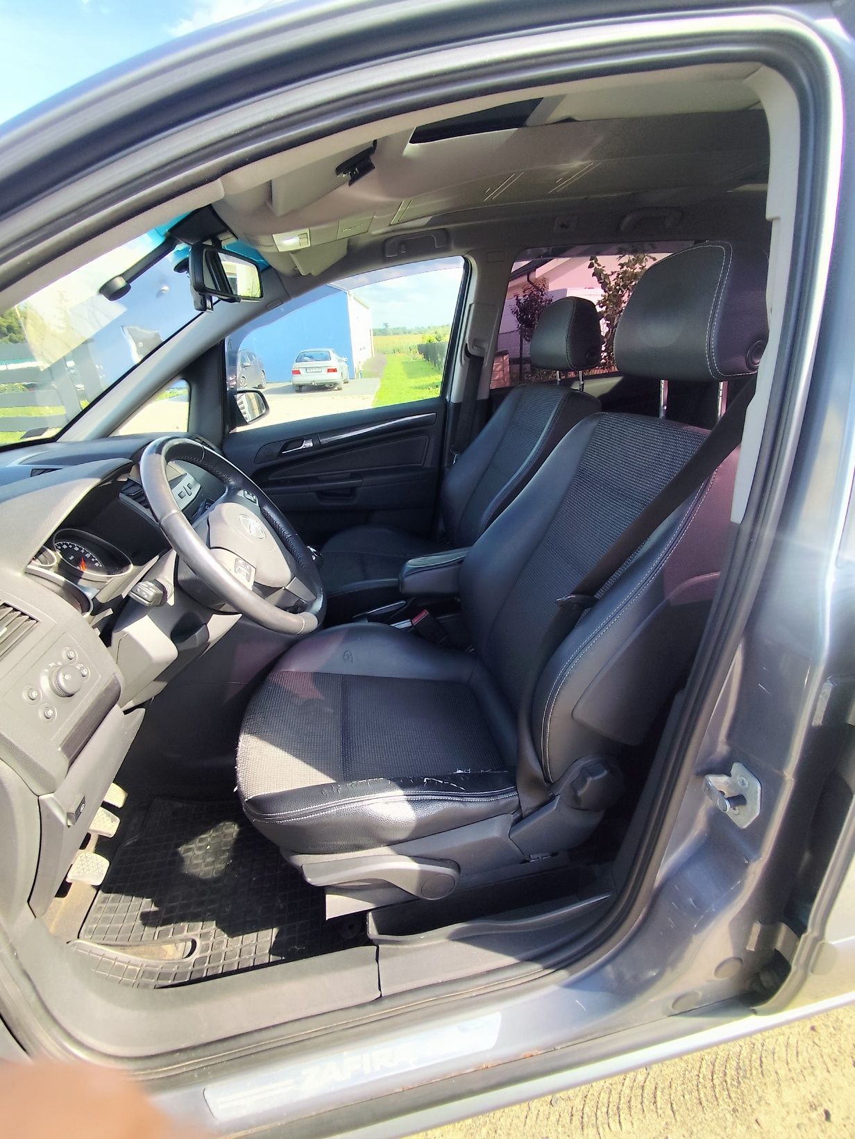 Zafira B 2005 7 osobowa panorama