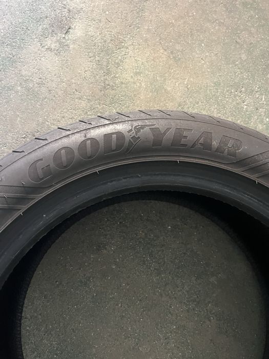 Pneu NOVO GoodYear eagle f1