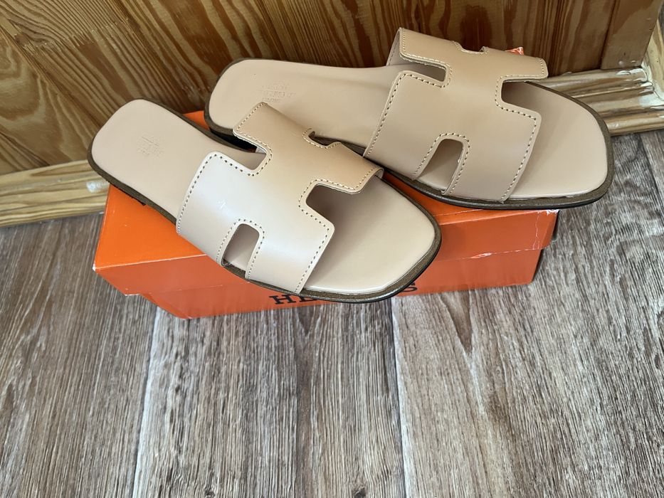 Жіночі шльопанці 38р нові