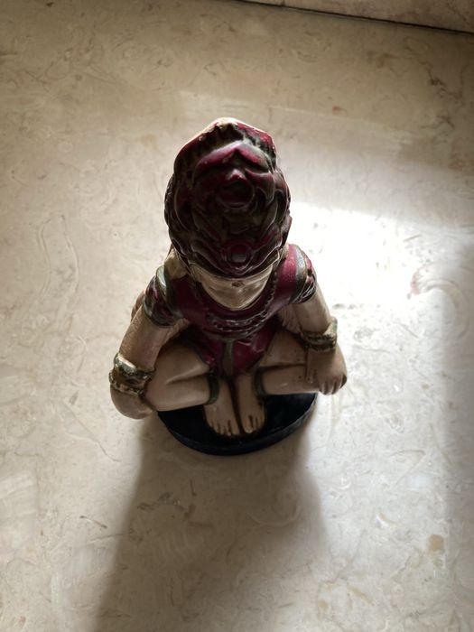 Estatueta de Buda jovem- como NOVO