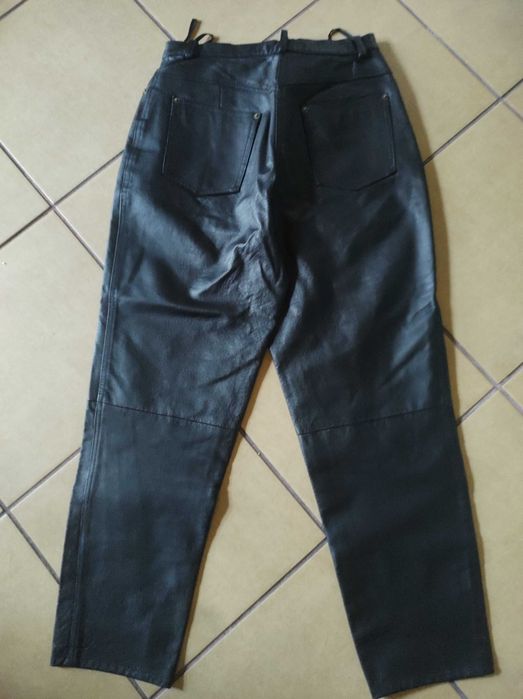 Made in spain spodnie cygaretki z naturalnej skóry s m