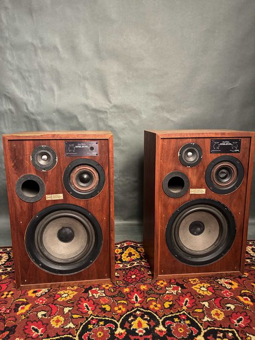 Вінтажні аудіофільскі колоноки Altec Lansing Model Seven