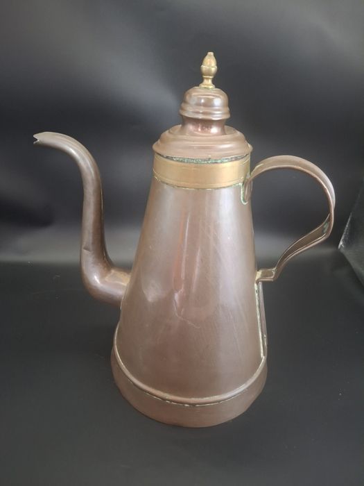 Miedziany dzban duży