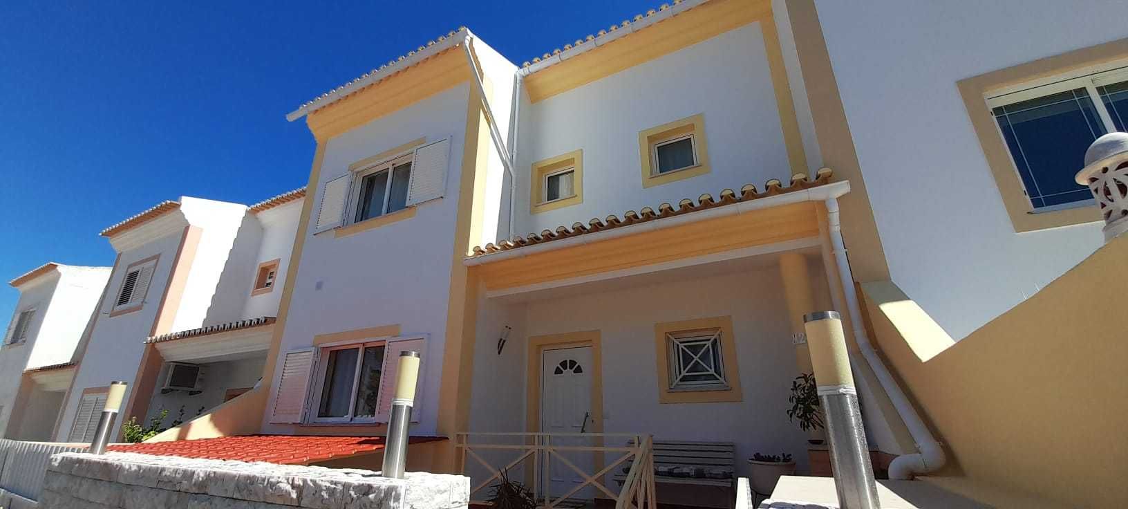 moradia c/piscina privada Armaçao pera/Algarve/550metro ditancia praia