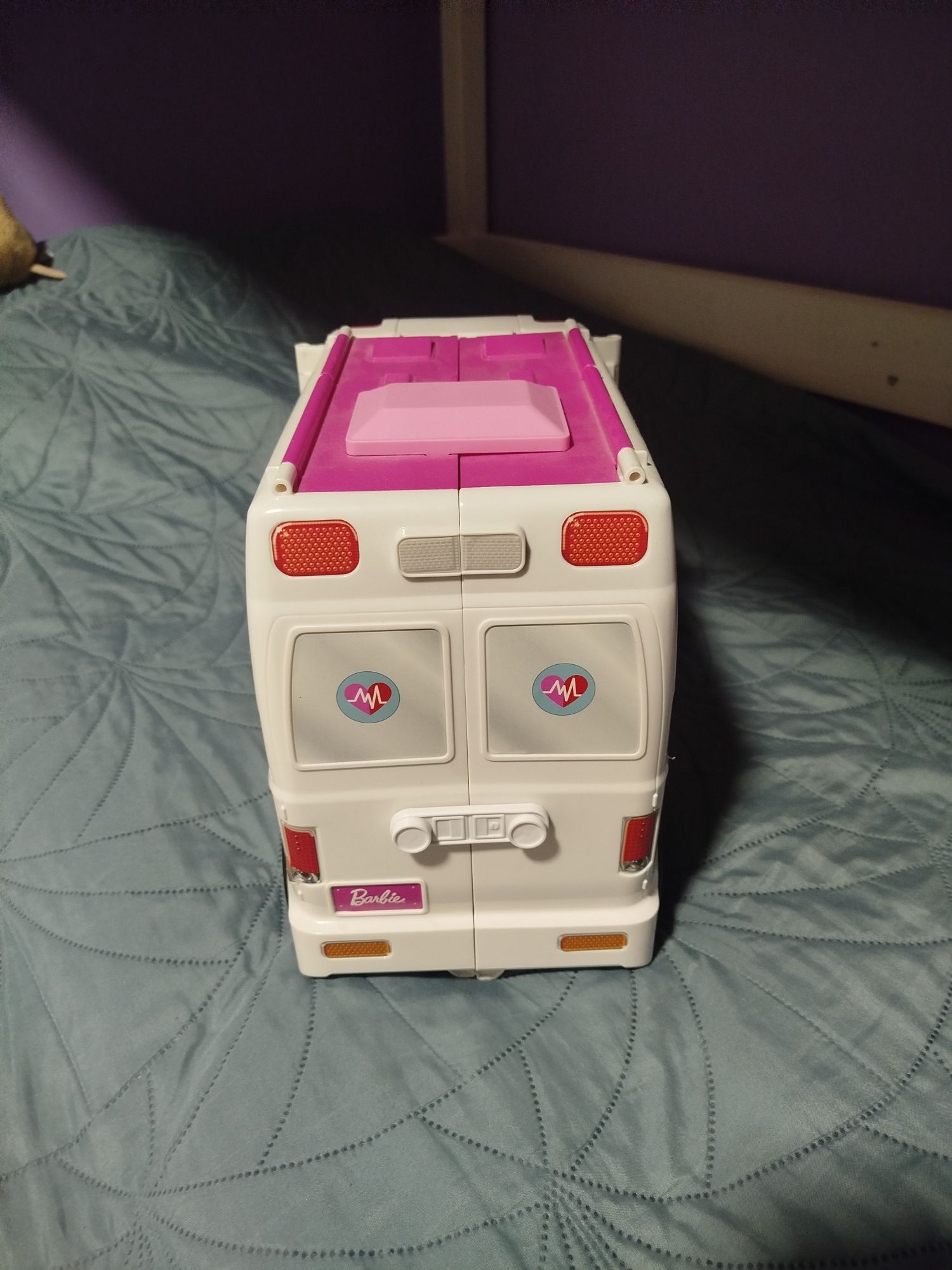Karetka pogotowia Barbie