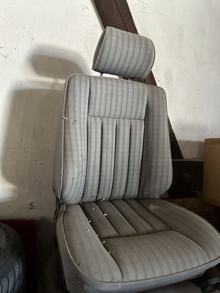 Fotel siedzenie szare siwe kratka MB W124 Mercedes