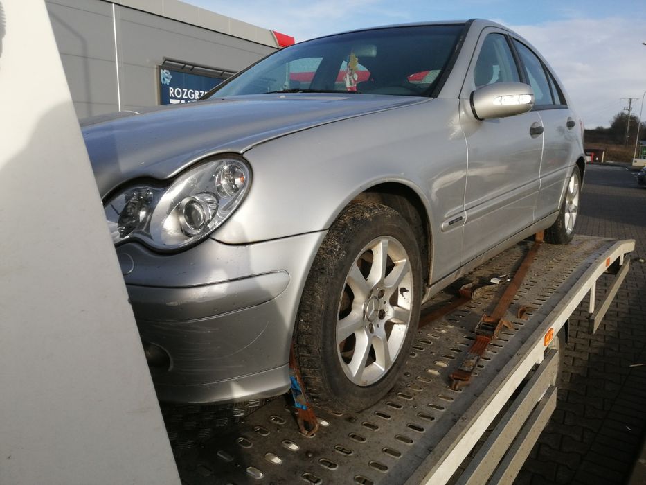 Mercedes w203 m271. 946. 1.8 143k 2003r kod.lak744