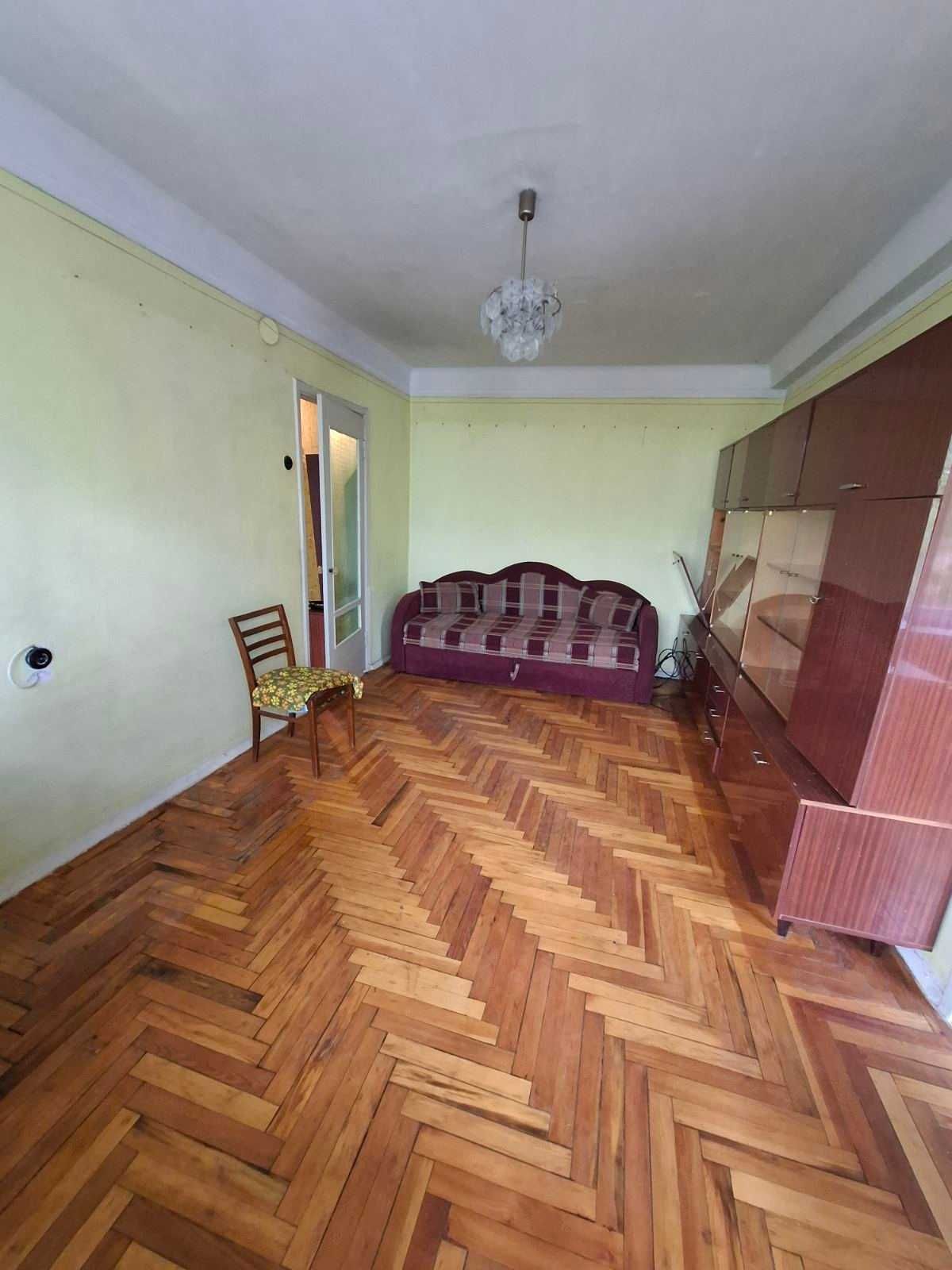 Продам 2-х к кв на Бабурці