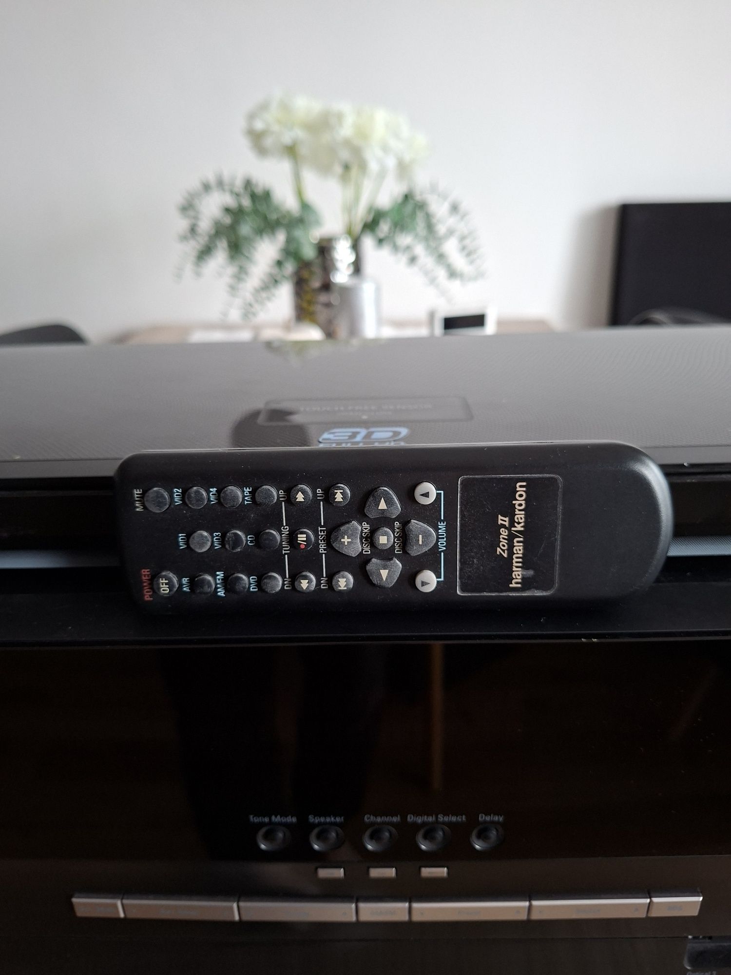 Amplituner Harman Kardon Avr 135