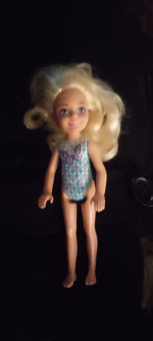 Pequena Barbie Mattel