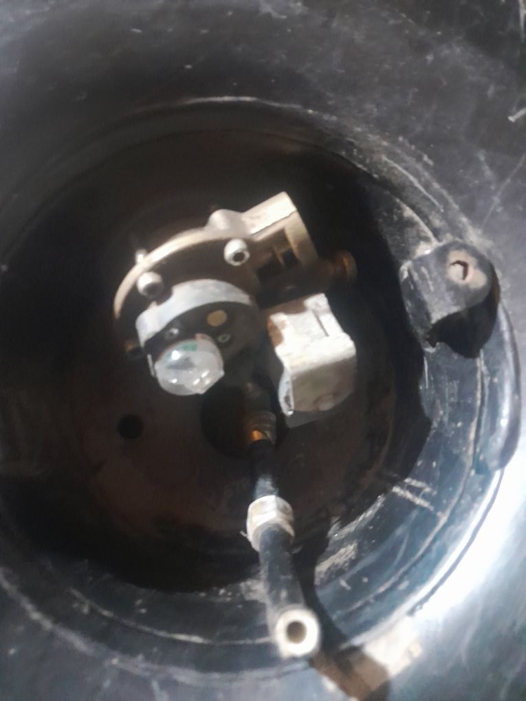 Балон під запаску( газопровід)