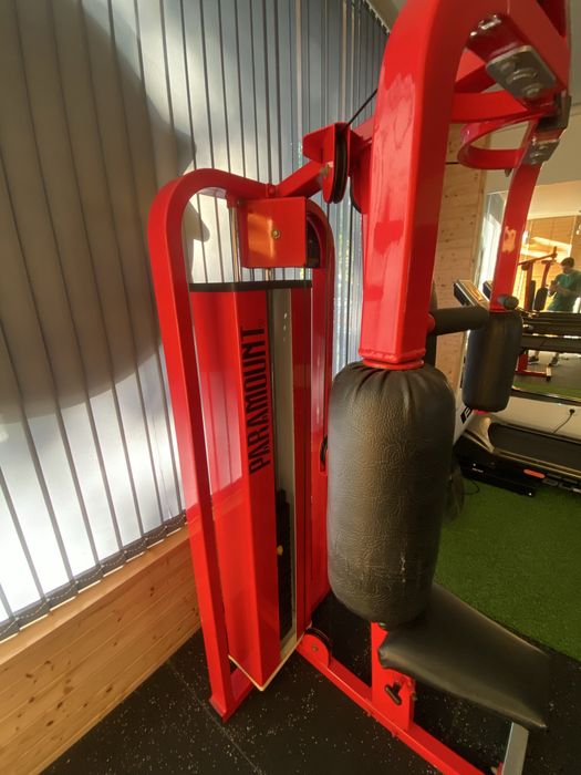 Paramount - Peck Fly