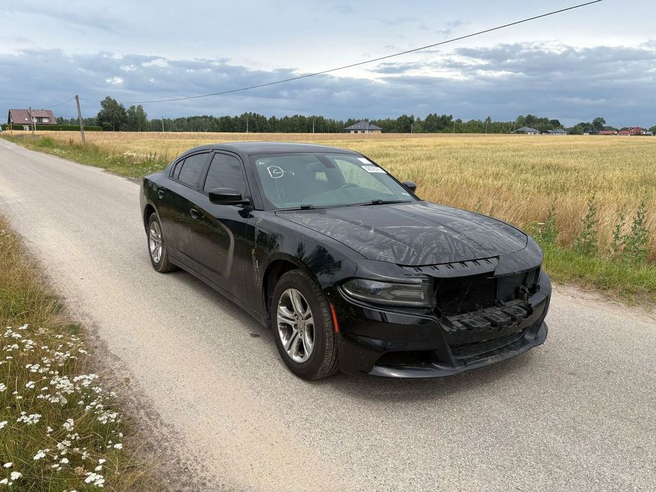 Dodge Charger 2015r. Dodge Charger 3.6 V6 Polift Jezdzi pali do poprawek lakierniczy