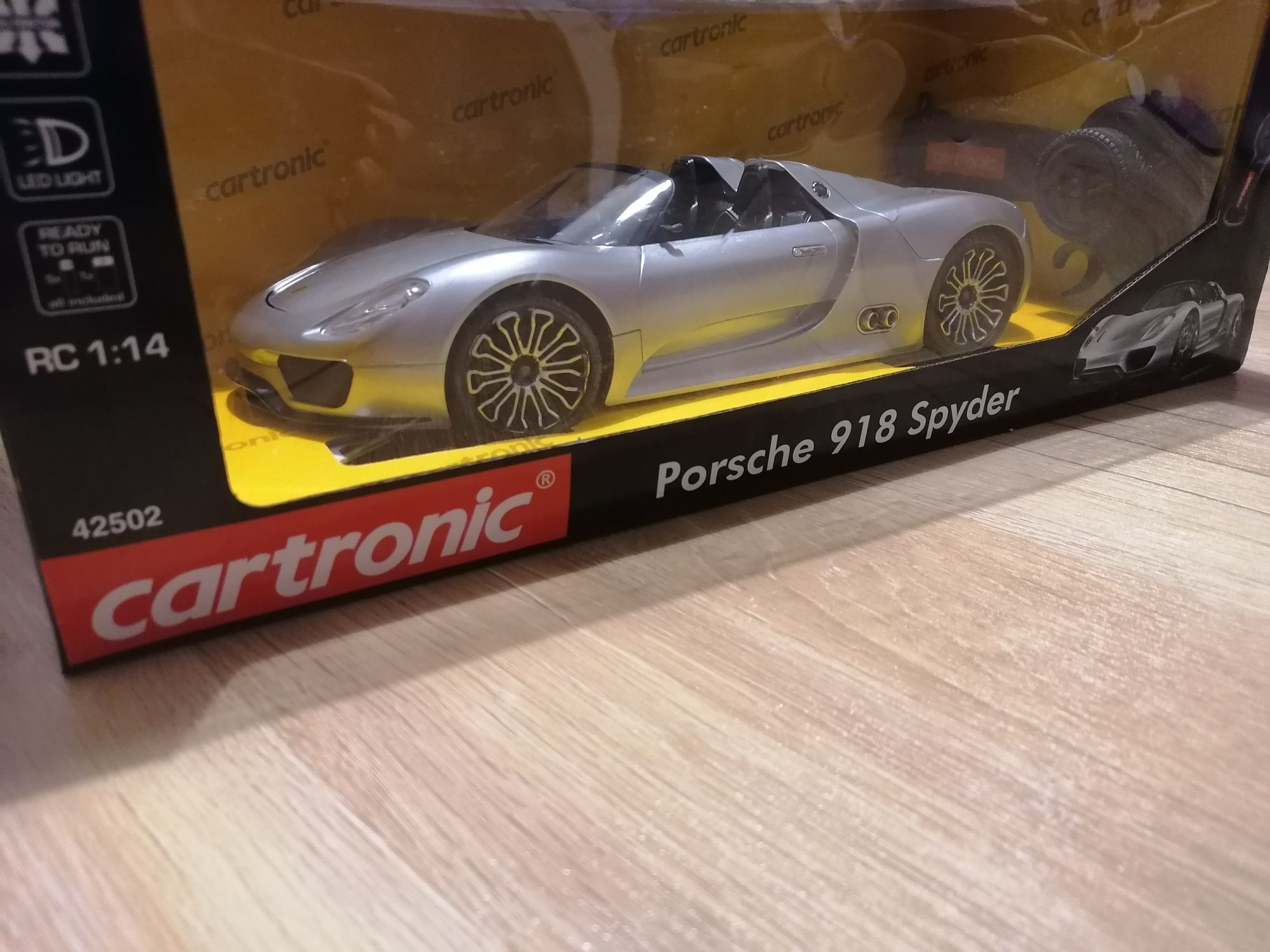 Samochód Porsche 918 zdalnie sterowane