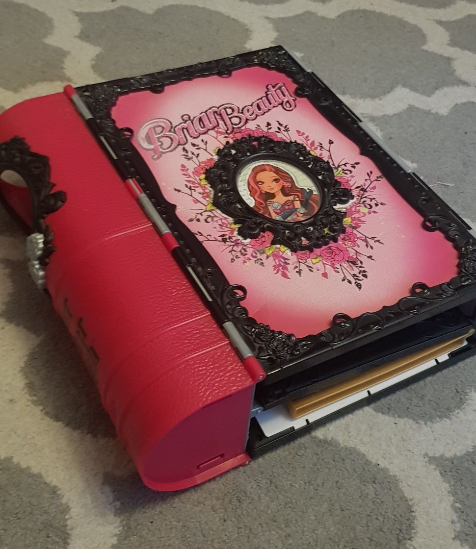 Monster Hight zestaw unikat Beauty Briar, pamiętnik na hasło, lalki