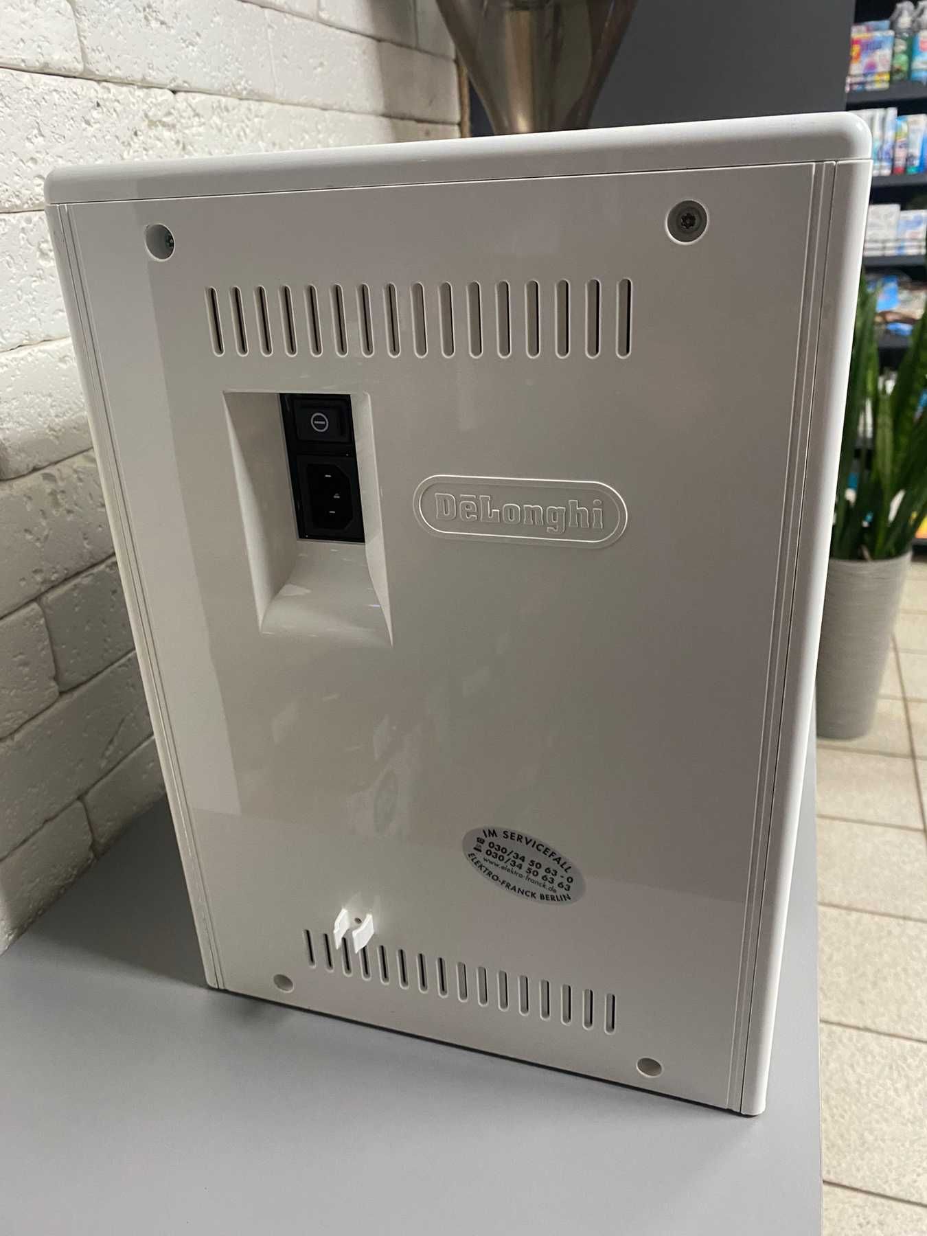 Кавоварка,кофемашина Delonghi Eletta Cappuccino TOP ECAM 45.660