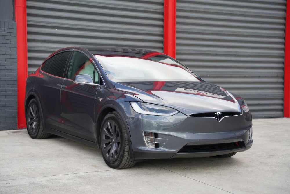 Tesla Model X Long Range      2019