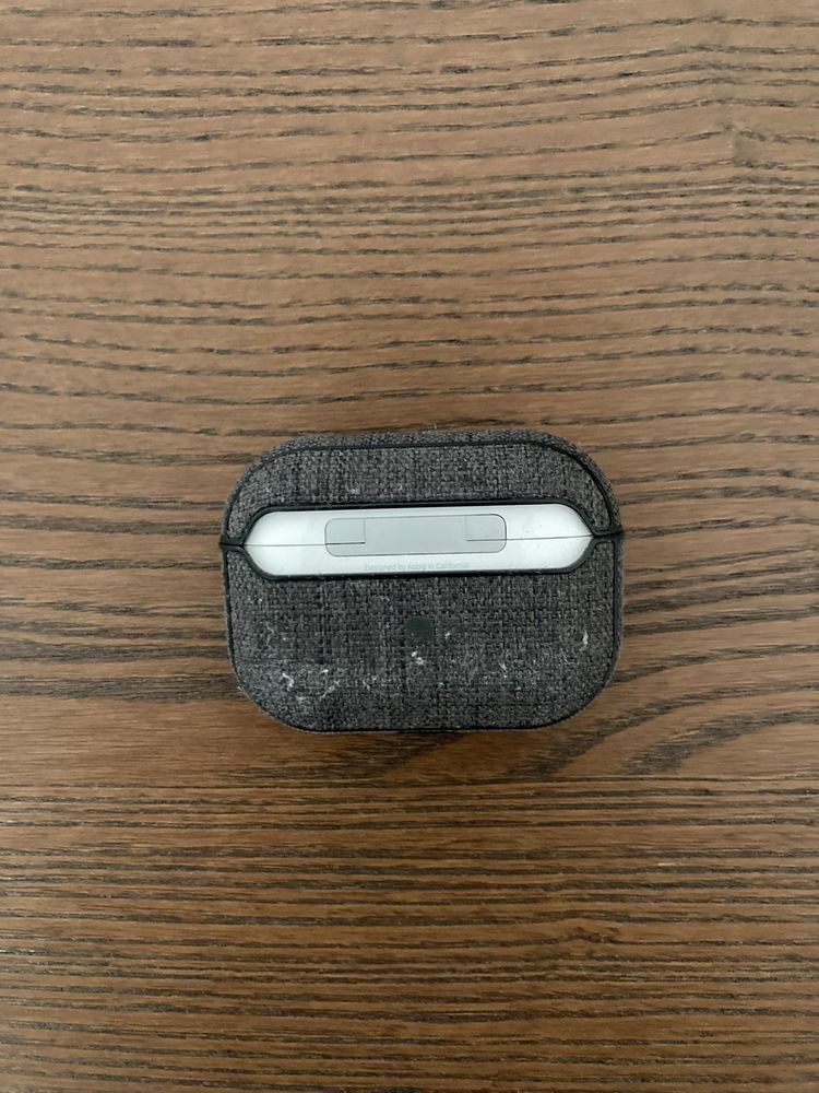 AirPods Pro 1 Geração com Capa / 1 Generation with Case