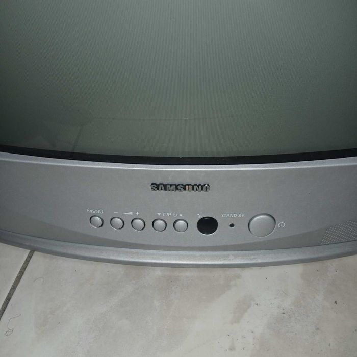 Vendo a Samsung de 46x44cm