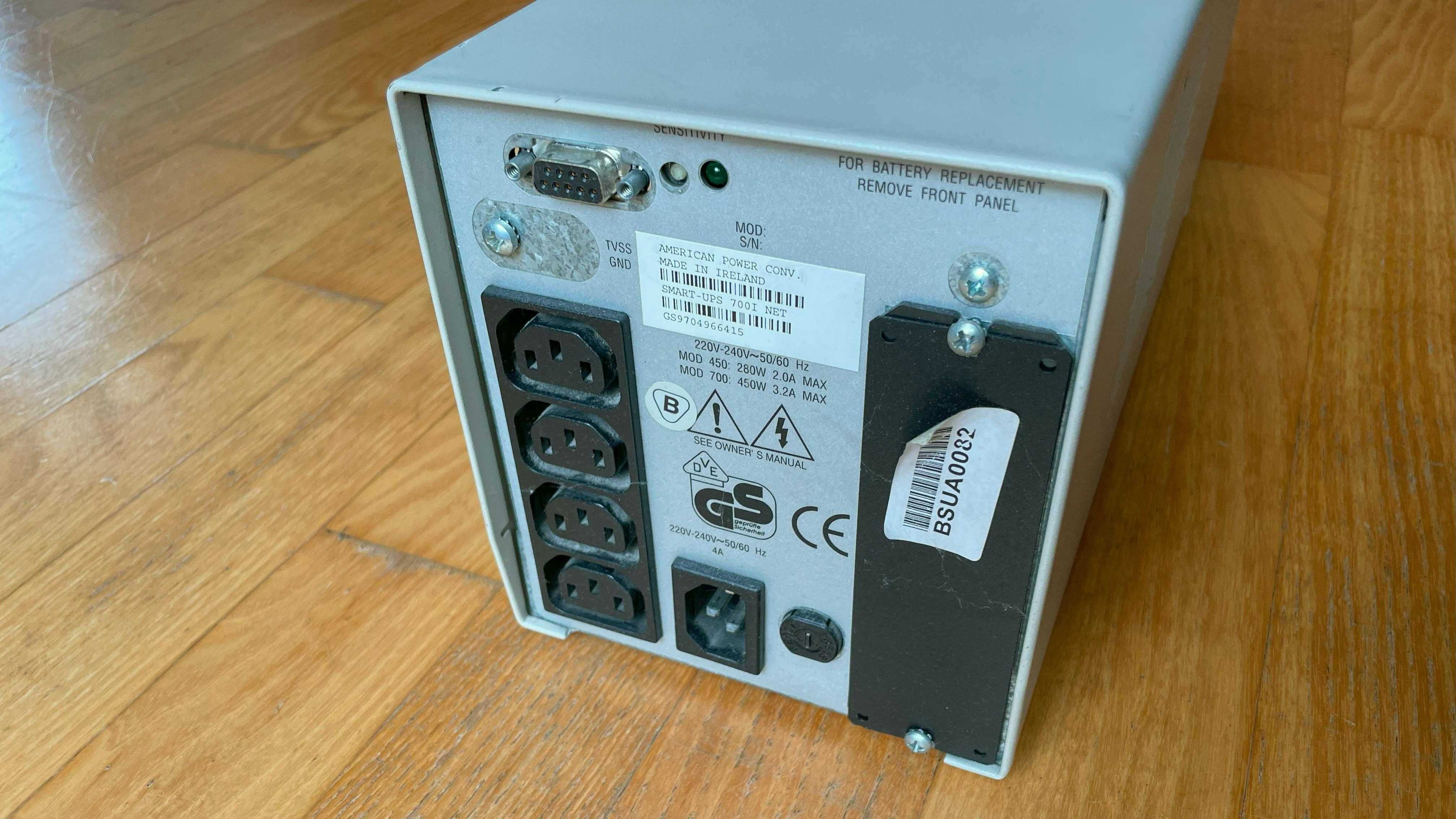 APC SMART-UPS 700I - Zabezpiecz Swój Sprzęt Już Dziś