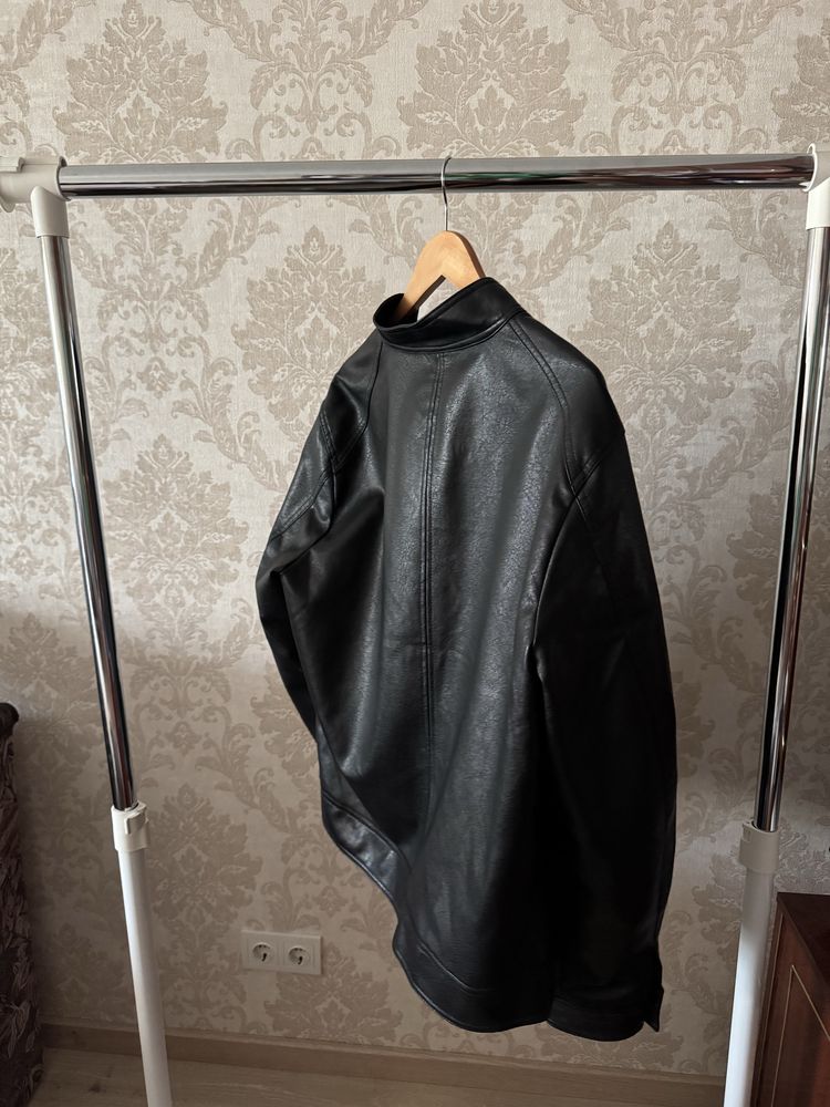 Кожанка Benetton Size M