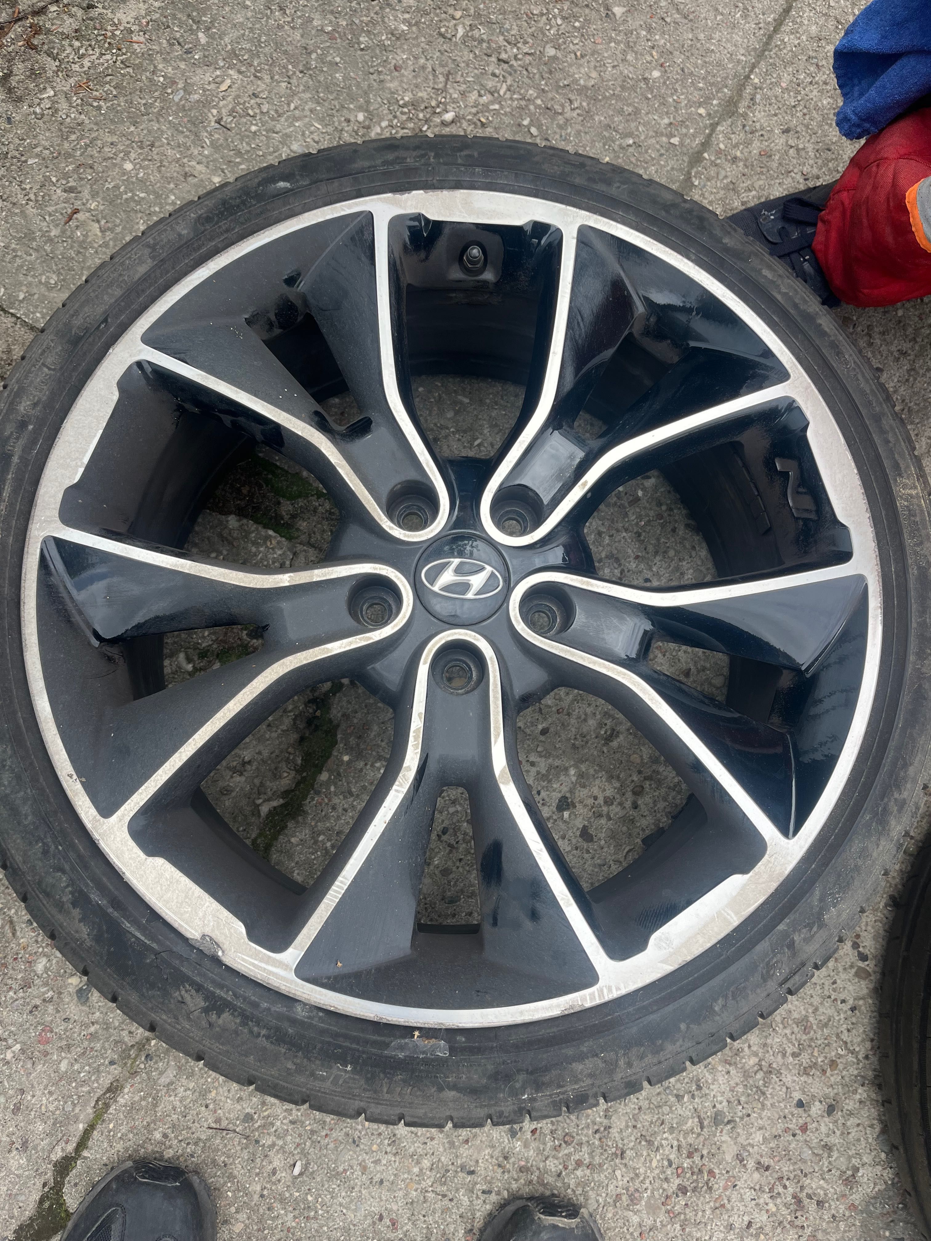 Felgi hyundai i30n z oponami orginalne