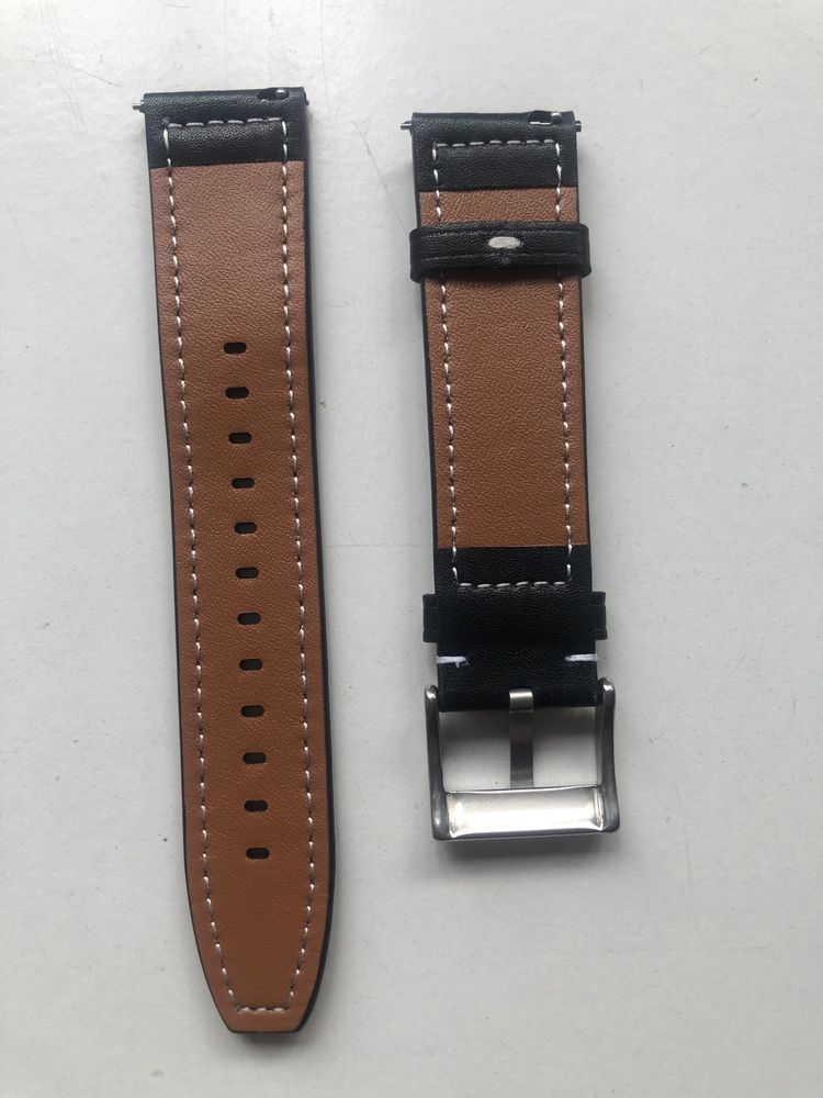 Bracelete em couro