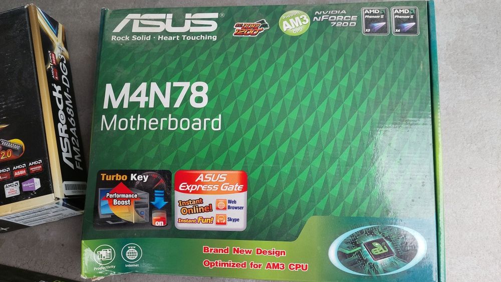 Плати компьютерні Asus