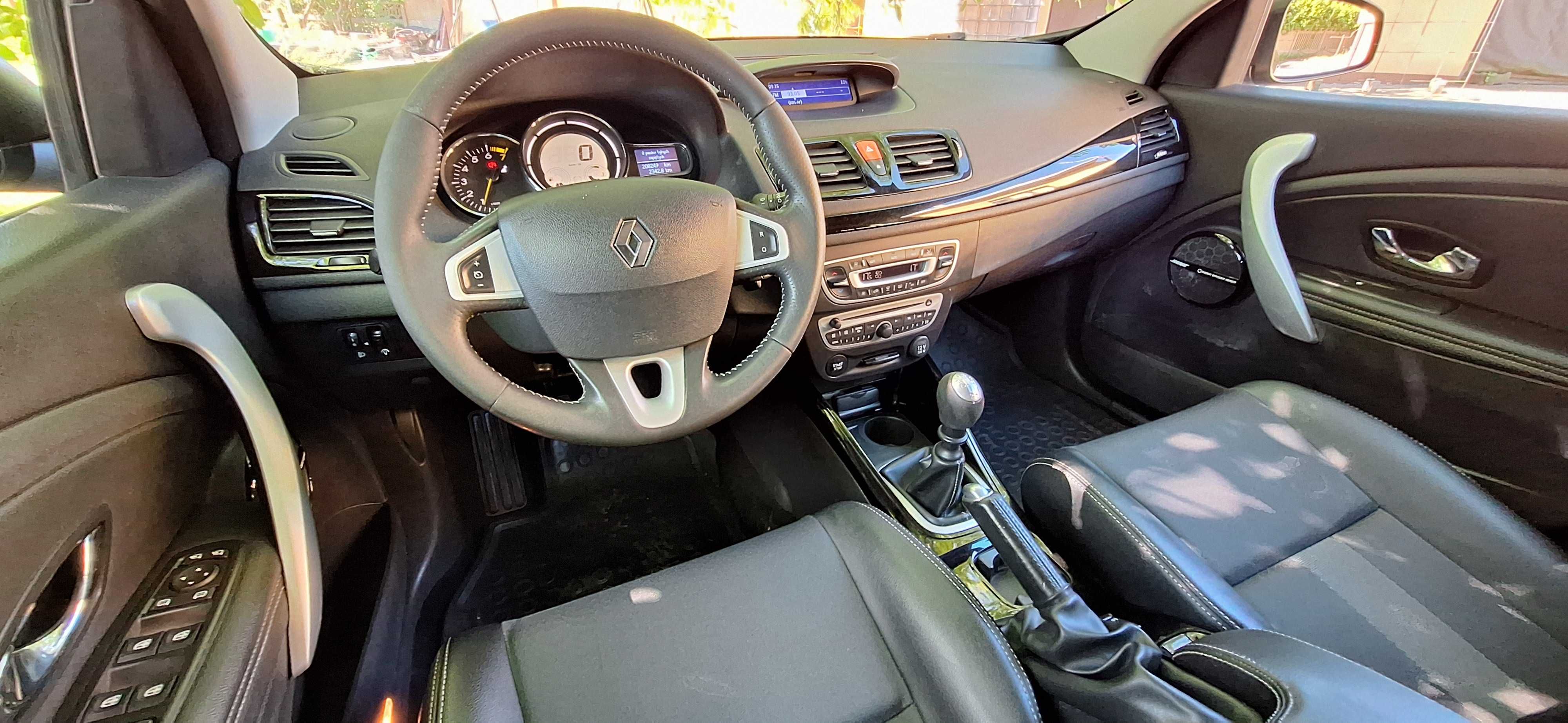 Renault Megane/ BOSE-EDITION/ Krajowa=Wzorowy Stan.