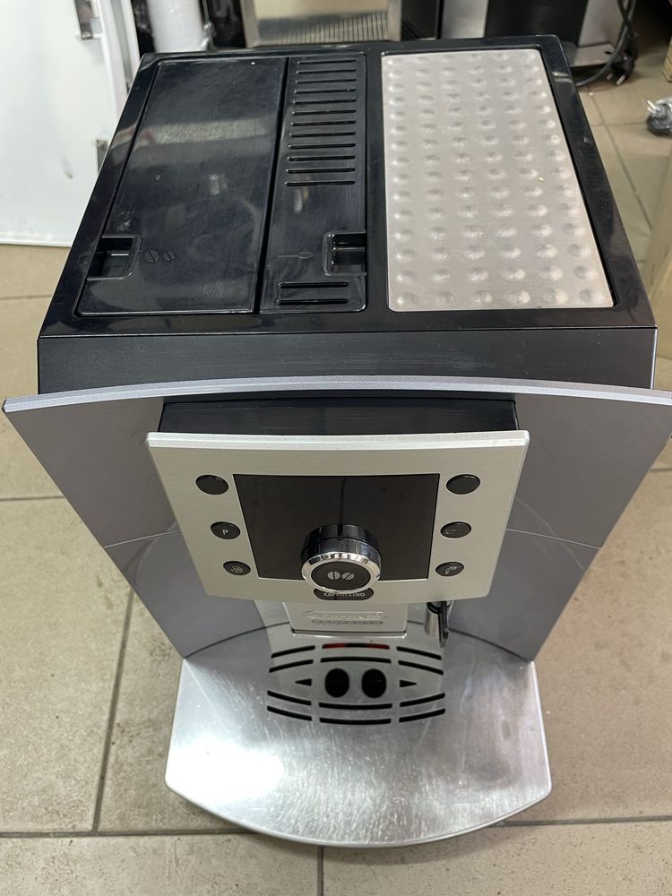 Кавомашина Delonghi Cappucino Esam 5500