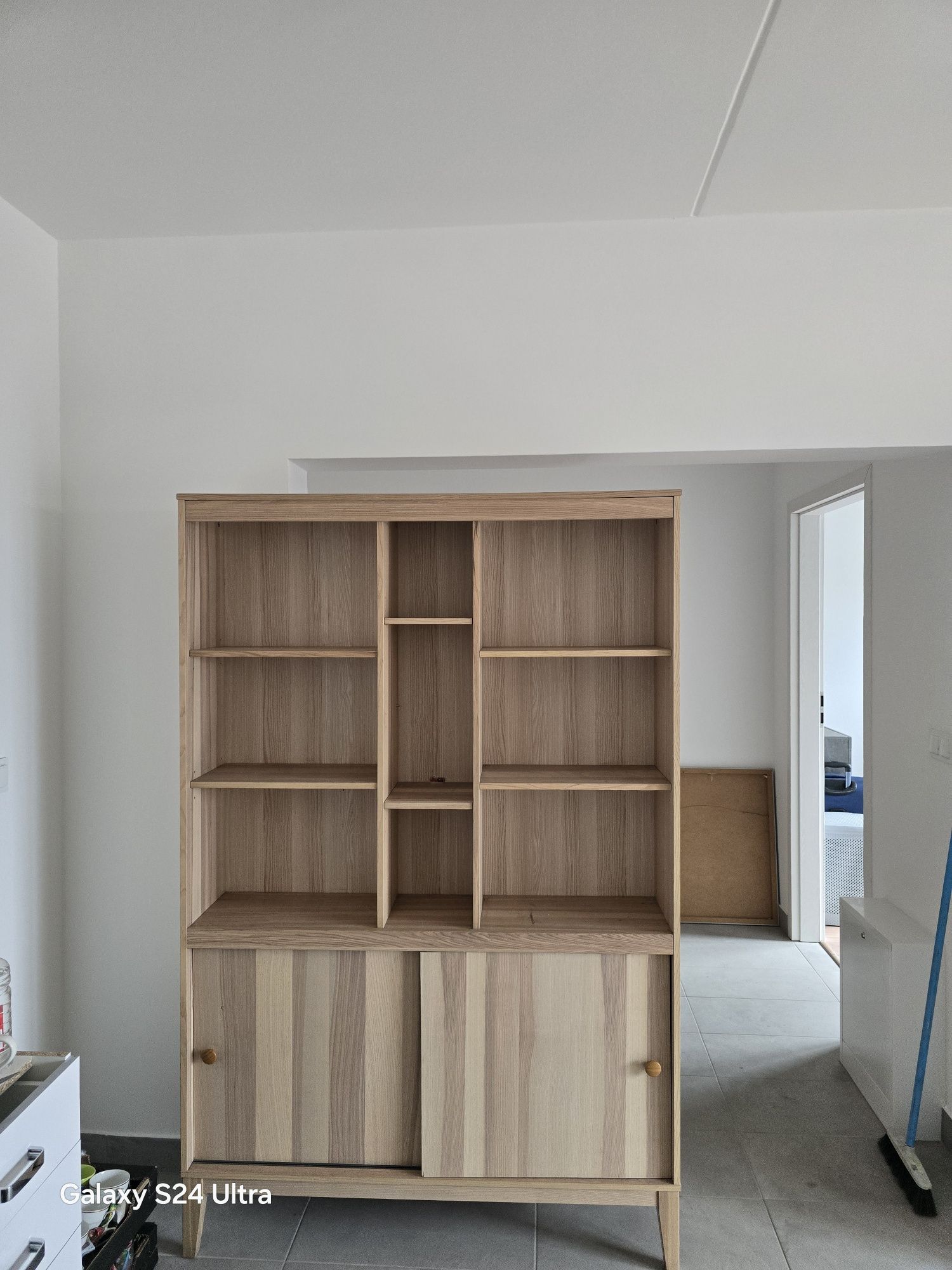 Sprzedam regał ikea