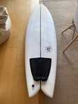 Prancha de Surf Twin Fish - 5'8" - 35 L