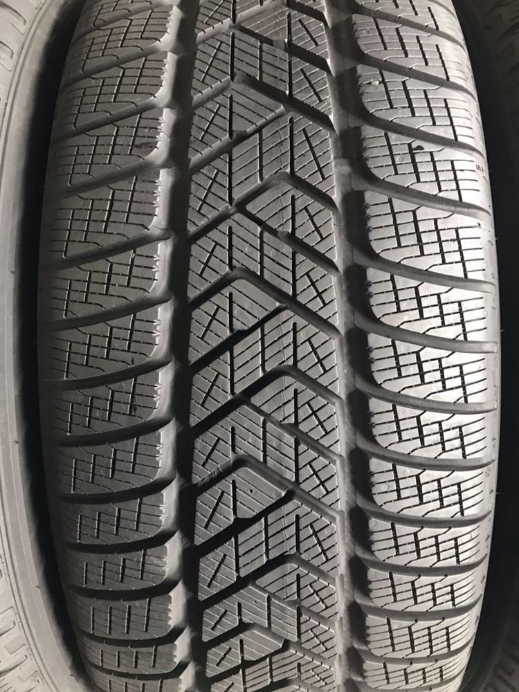 235/60/18 R18 Pirelli SottoZero 3 4шт зима