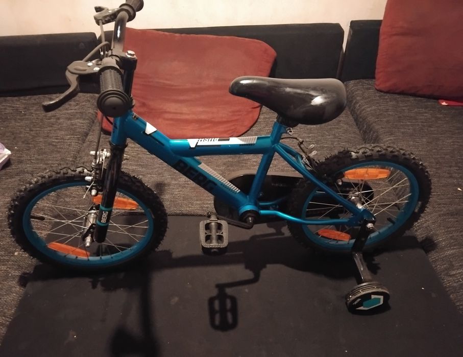 Vendo bicicleta Berg de criança.