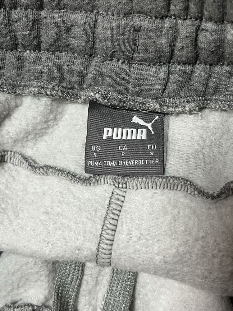 Оригінальні спортивки Puma розмір S