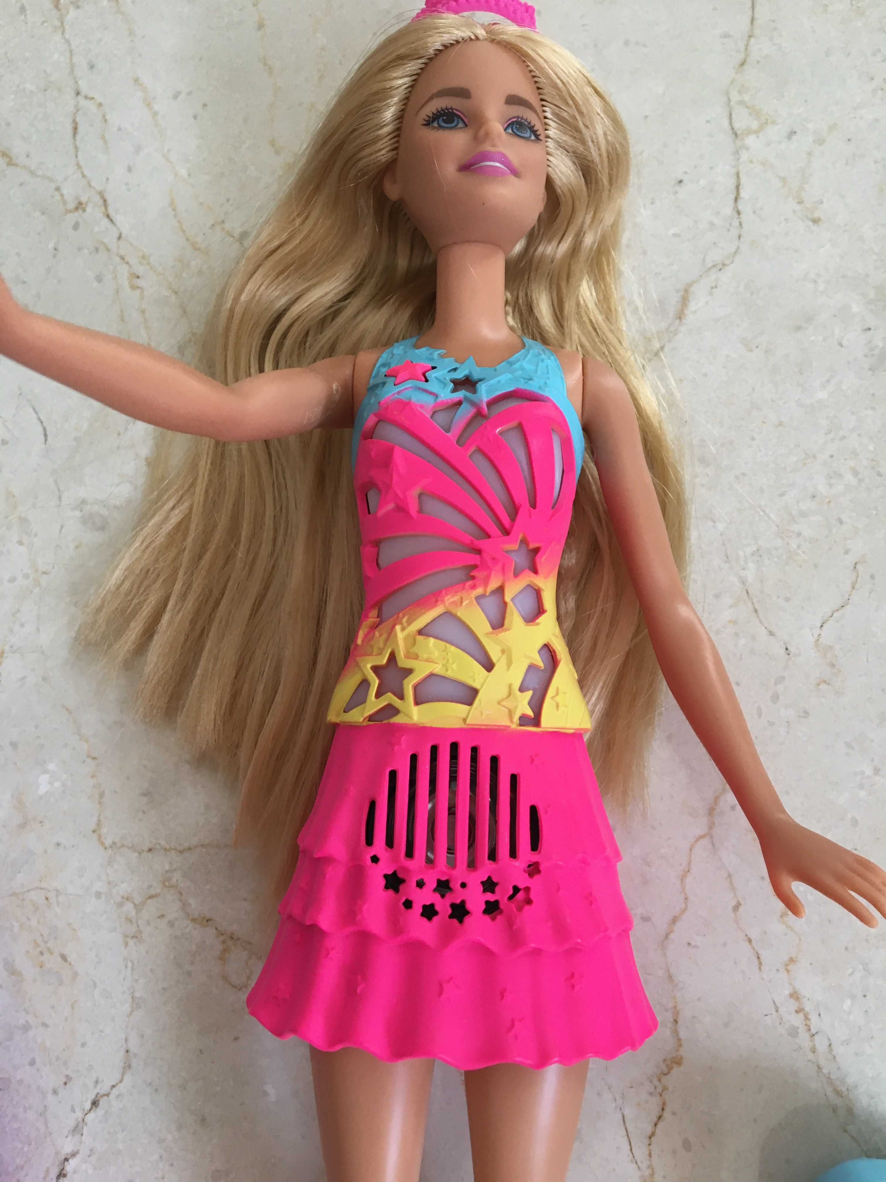 Boneca Barbie Dreamtopia FRB12