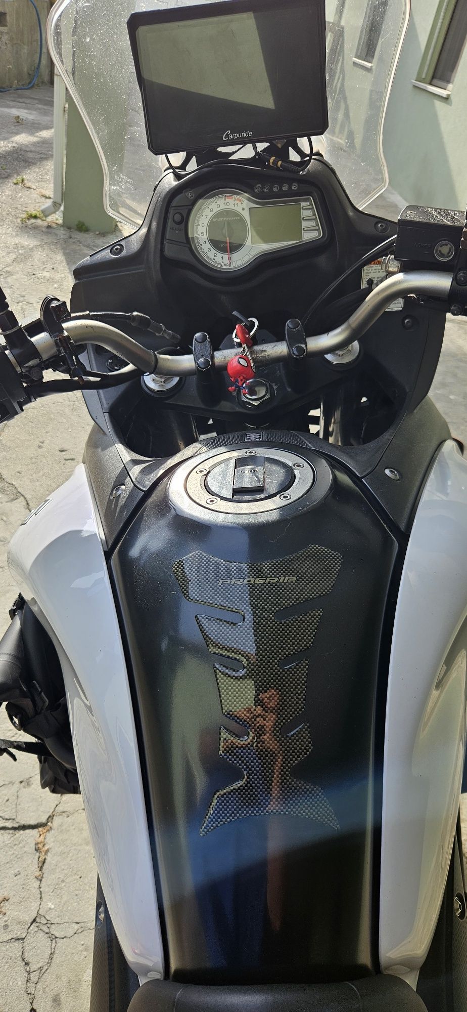 Suzuki V-strom 650