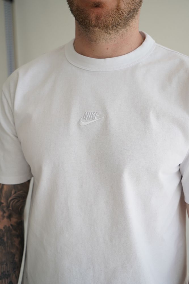 Nike Футболка T-shirt NSW Prem Essntl Sust Найк Jordan