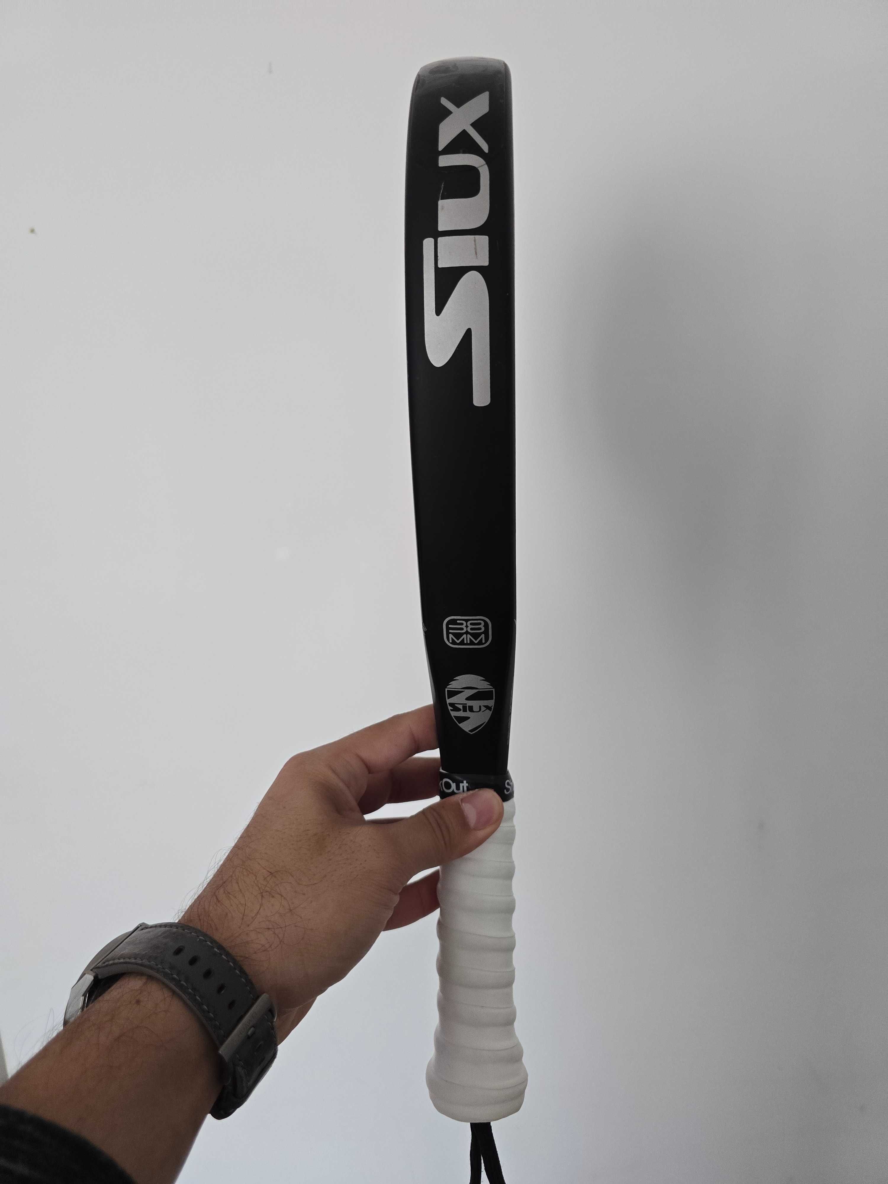 Raquete de Padel Siux Black Carbon