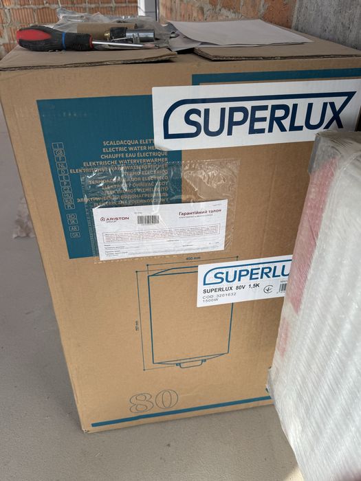 Продам бойлер Ariston SUPERLUX 80V 1,5K EU2