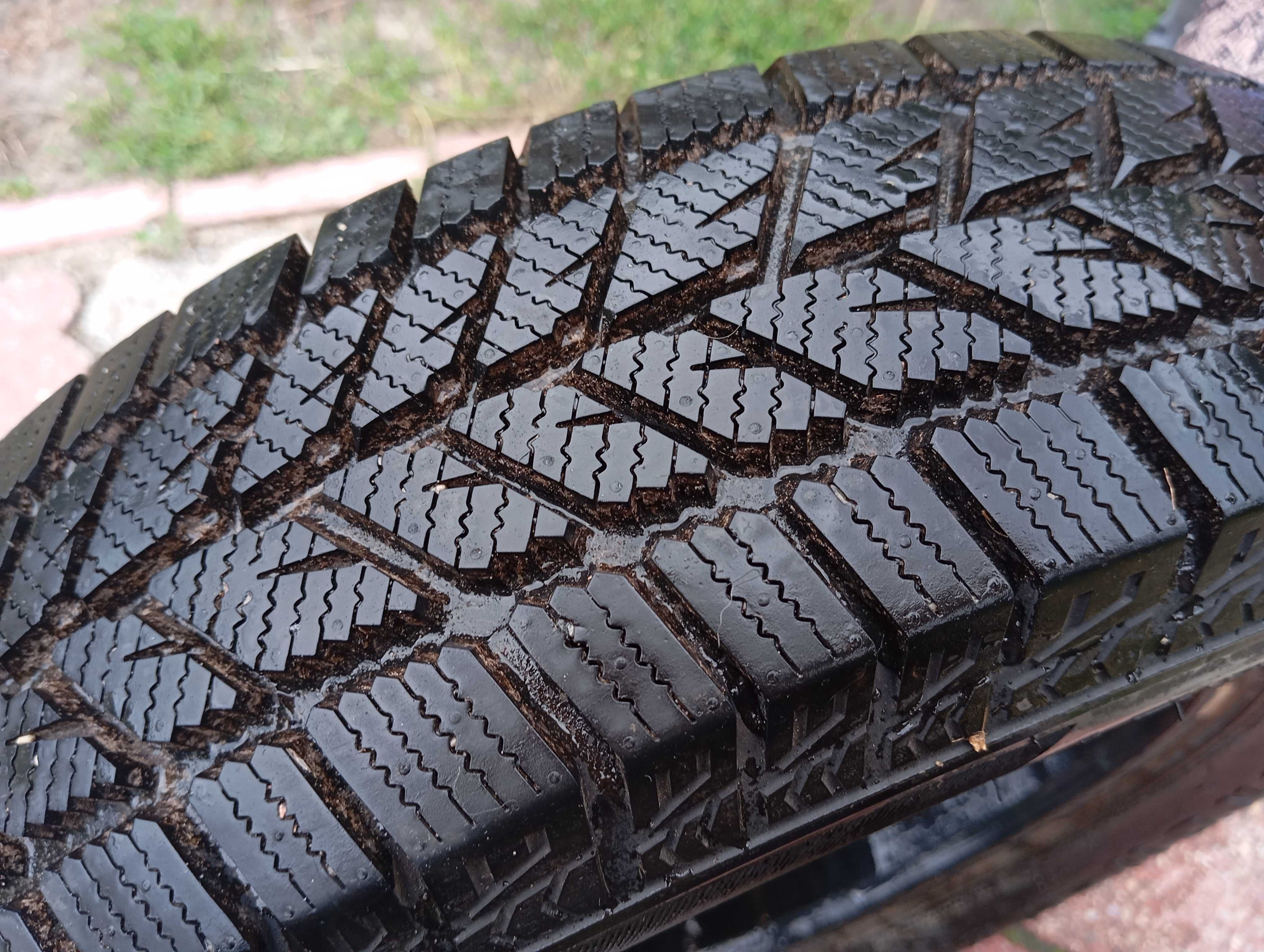 Opony zimowe Dynamo Snow-H MWH01 155/80 R13 4 szt.