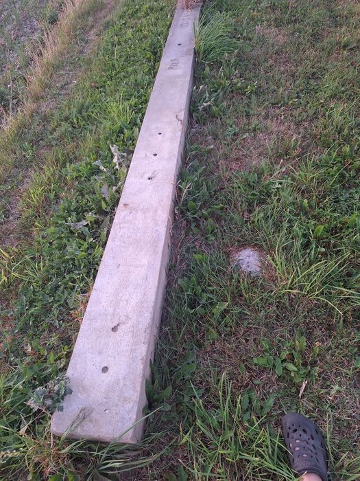 Oddam za darmo słup energetyczny 12m