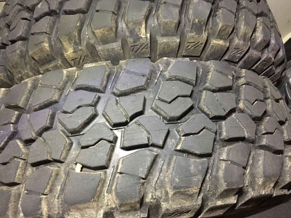 Pneus 215/75R BF Goodrich Mud Terrain T/A KM3