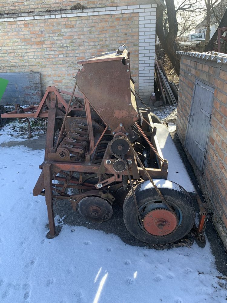 Сівалка 1.8 сошникова