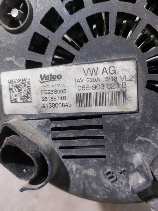 Audi Q7 10-15 Генератор 3.0 / Ауди Ку7