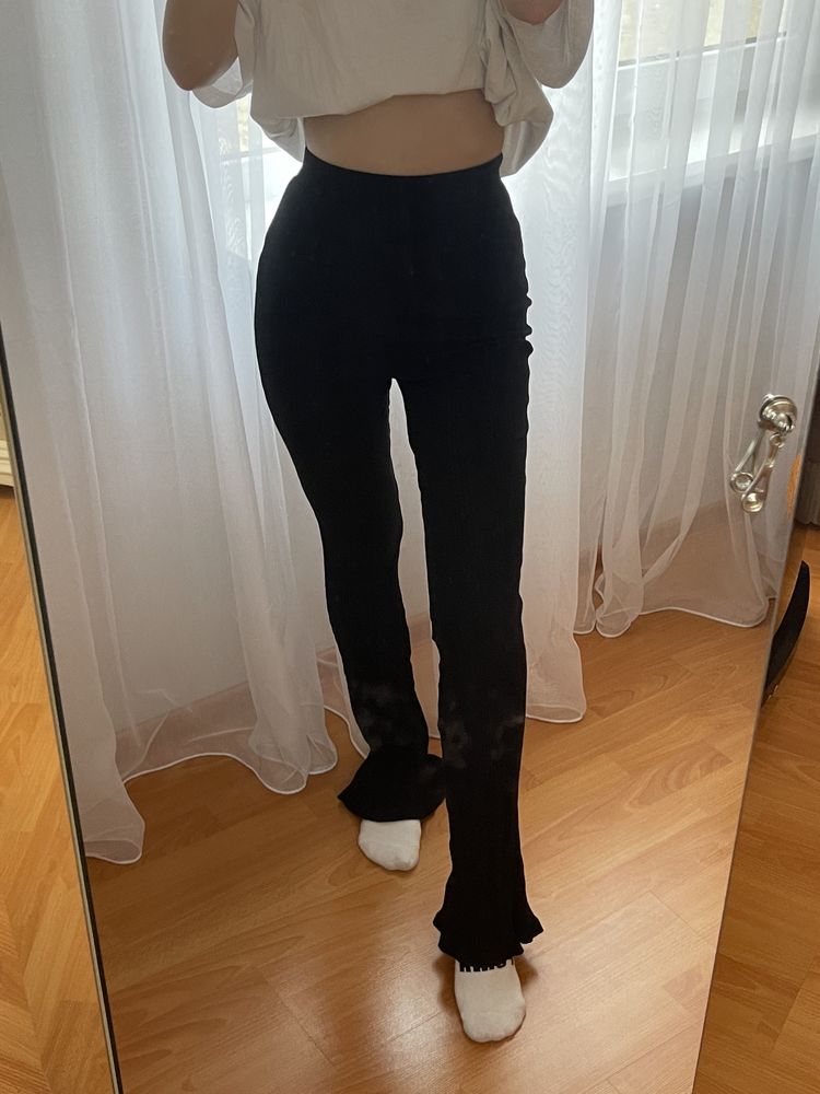 Штани брюки легінси трикотаж ZARA S трендові кльош