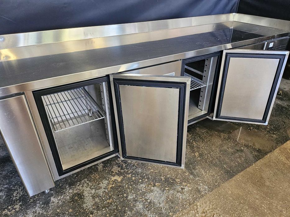 Bancada refrigerada em inox