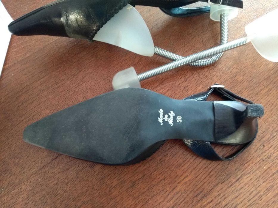 Czarne włoskie szpilki firmy Monti, rozm.38