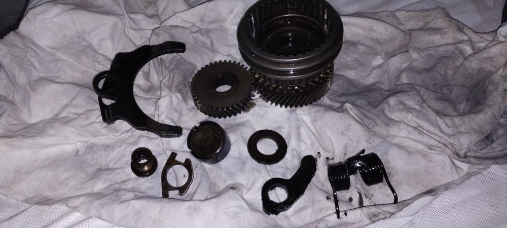 Продам п'яту передачу vw вента гольф 3.